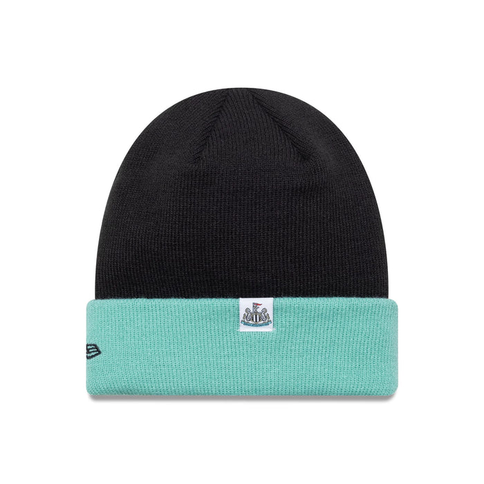 This is a Newcastle United FC Youth Lasses Script Black Cuff Knit Beanie Hat 2
