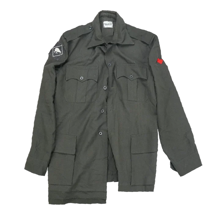 NZ Army Dacron Bush Shirt w/ Insigna - Medium - New Zealand Army Surplus - Field Shirts