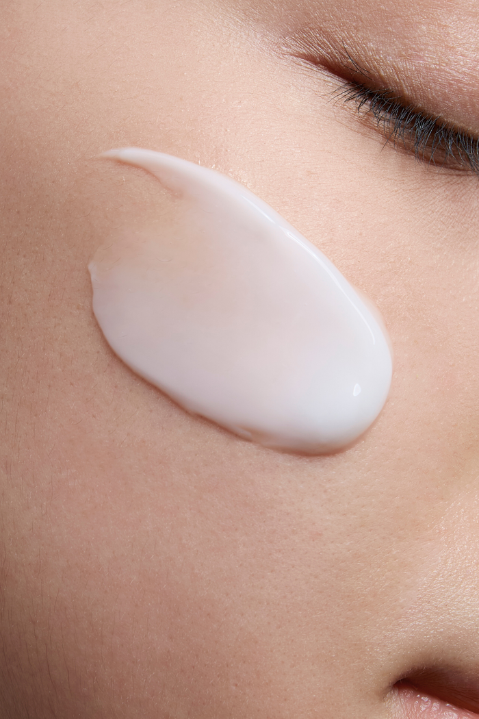 Postbiotic Perfecting Cream Texture - Pretti5 - TCM-Infused Clean Beauty For Natural Glow