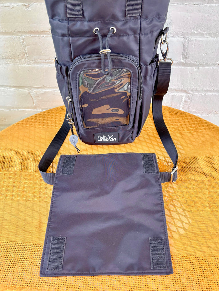 PRE-ORDER Large Black Ita Water Bottle Bag with Fidget Zipper Pull