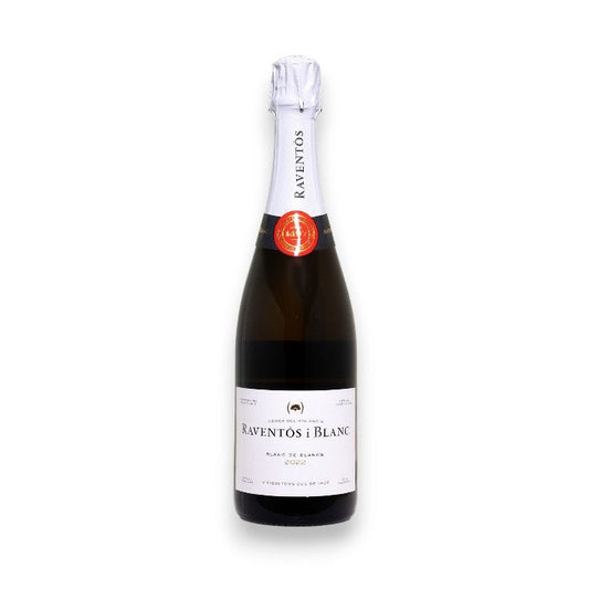 A bottle of RAVENTOS I BLANC BLANC DE BLANCS BRUT 2023 by WINE: ADVINTAGE, featuring a white label, gold foil, and a white and silver capsule, stands upright against a white background—ideal for any Cava lover.