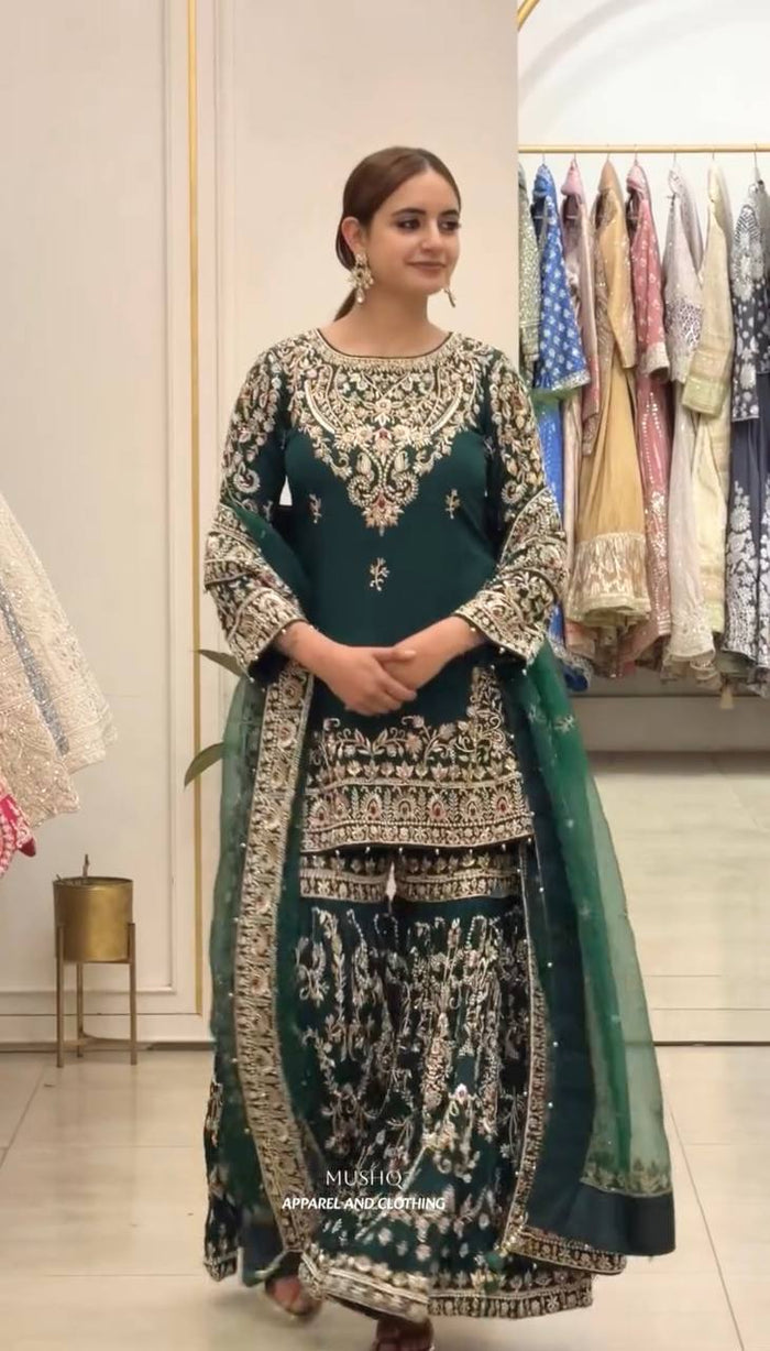 Stunning Suit Crafted for Special Moments