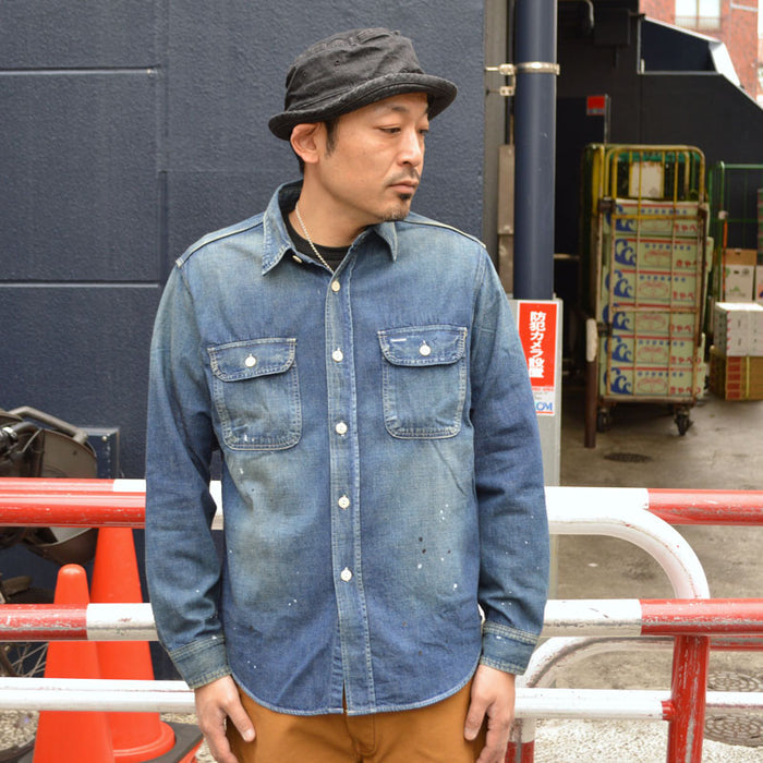 SUGAR CANE "SC29474" Blue Denim L/S Work Shirt Aged Model