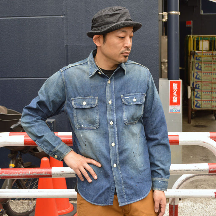 SUGAR CANE "SC29474" Blue Denim L/S Work Shirt Aged Model