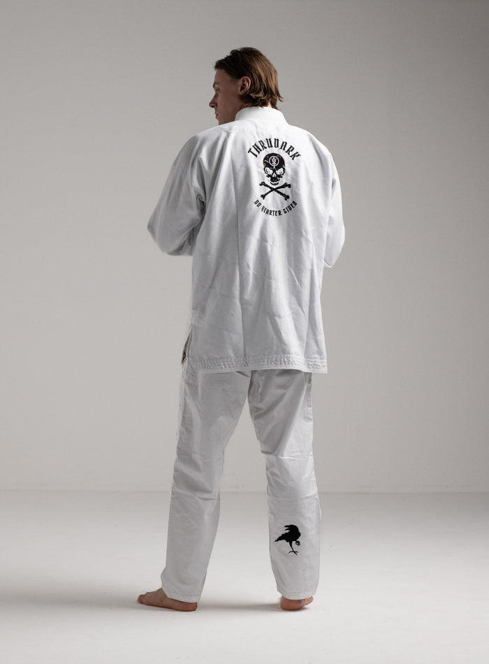 Angus Is 6ft 4" | Hem Studio Image Of Model Wearing Thrudark X Reorg Lightweight Nqg Gi In White (SS Model)
