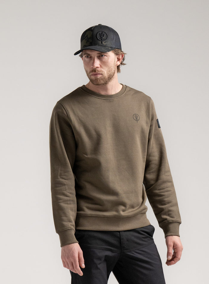 Angus Is 6ft 4" And Wears Size: L | Hem Studio Image Of Model Wearing Vader Jumper - Nqg In Khaki (SS Model)