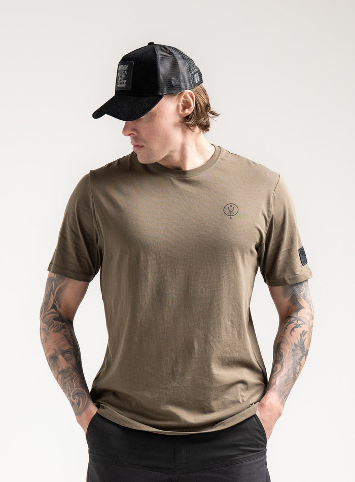 Angus Is 6ft 4" And Wears Size: L | Hem Studio Image Of Model Wearing Vader T-Shirt - Originals In Khaki (SS Model)