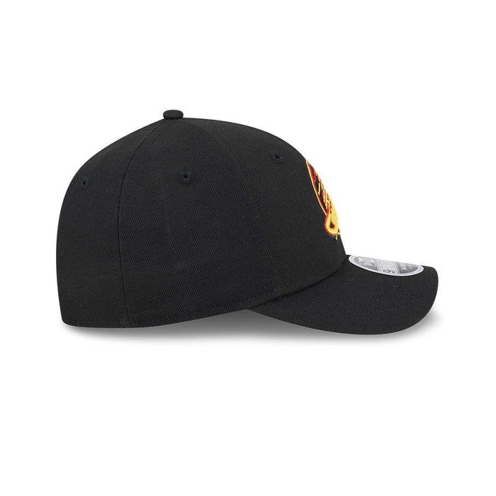 This is a Vancouver Canucks NHL Team Black 9FORTY M-Crown Adjustable Cap 6