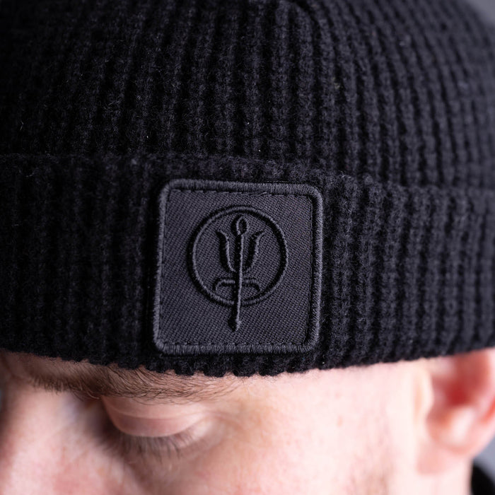 Creative Image Of Waffle Knit Beanie In Obsidian Black (ITF)